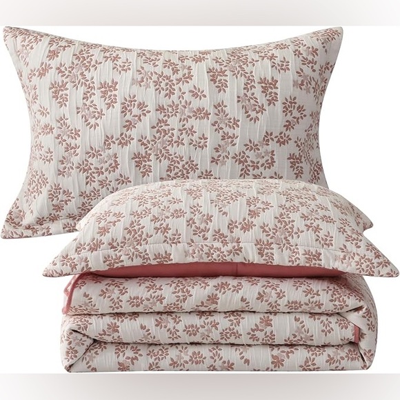Pink Floral Twin Size Jacquard Embroidered Coverlet Bedspread and Sham Set - Picture 6 of 8